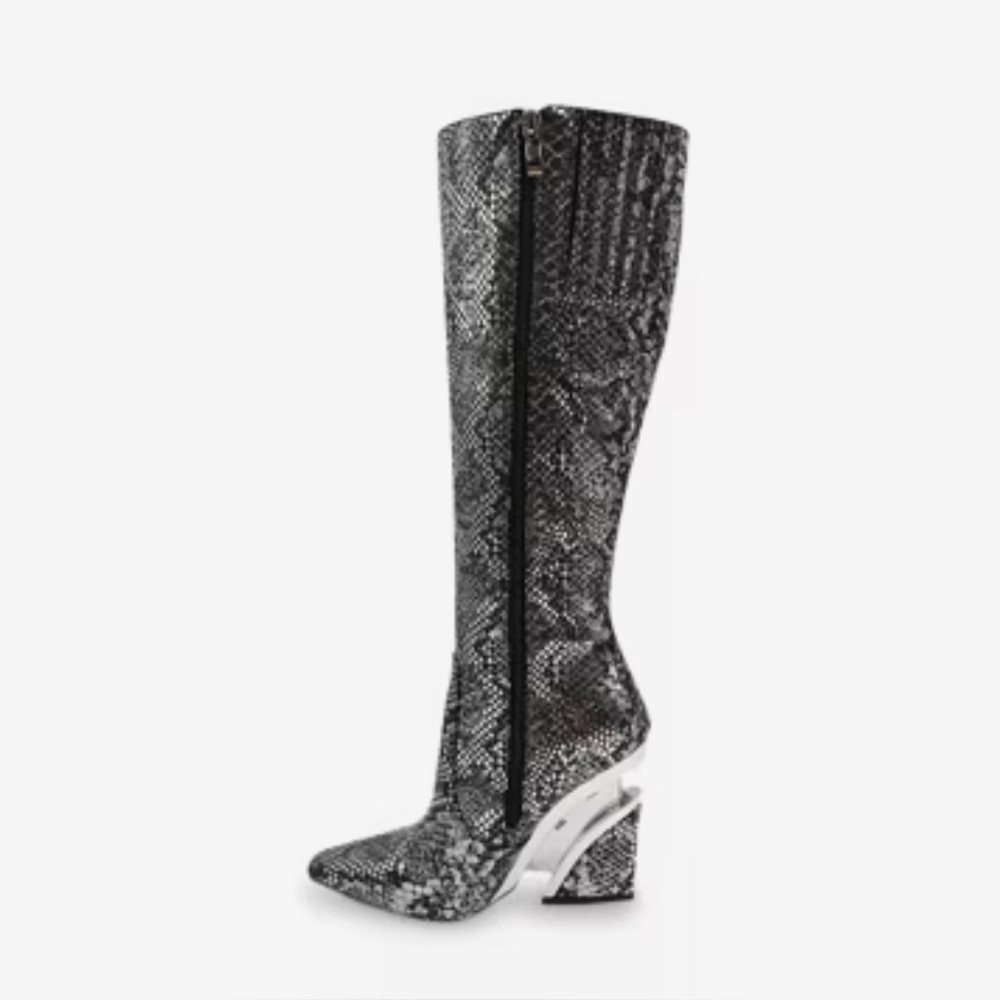 Elegant Snakeskin Patterned Knee-High Boots